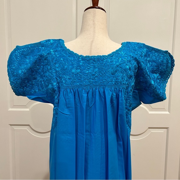 San Antonino Maxi Dress,Oaxaca Mexican dress.Hand Embroidered with Silk Threads. - Picture 8 of 9